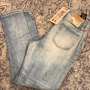 angel kiss mom jeans